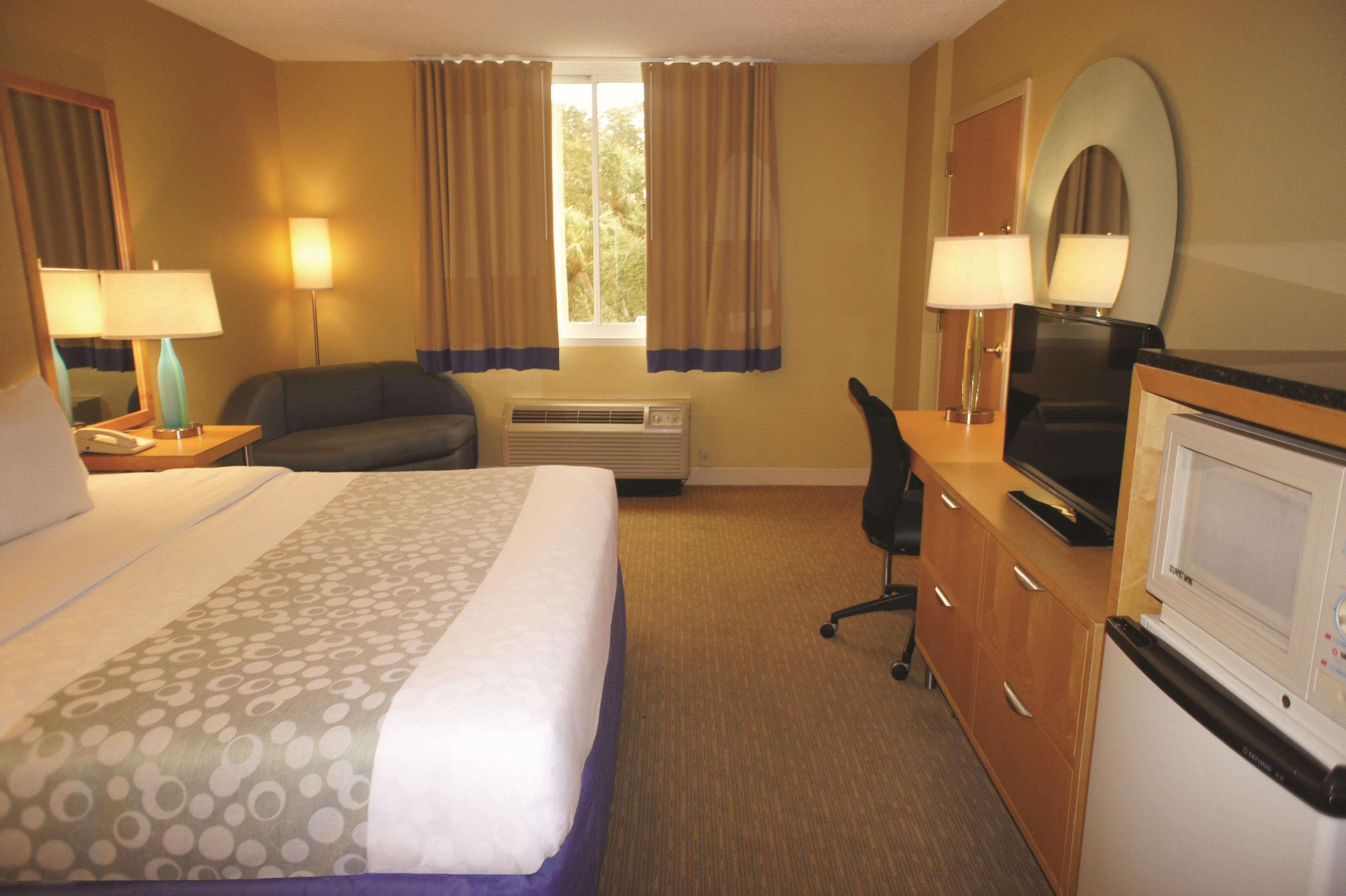La Quinta By Wyndham Sarasota Downtown Otel Dış mekan fotoğraf